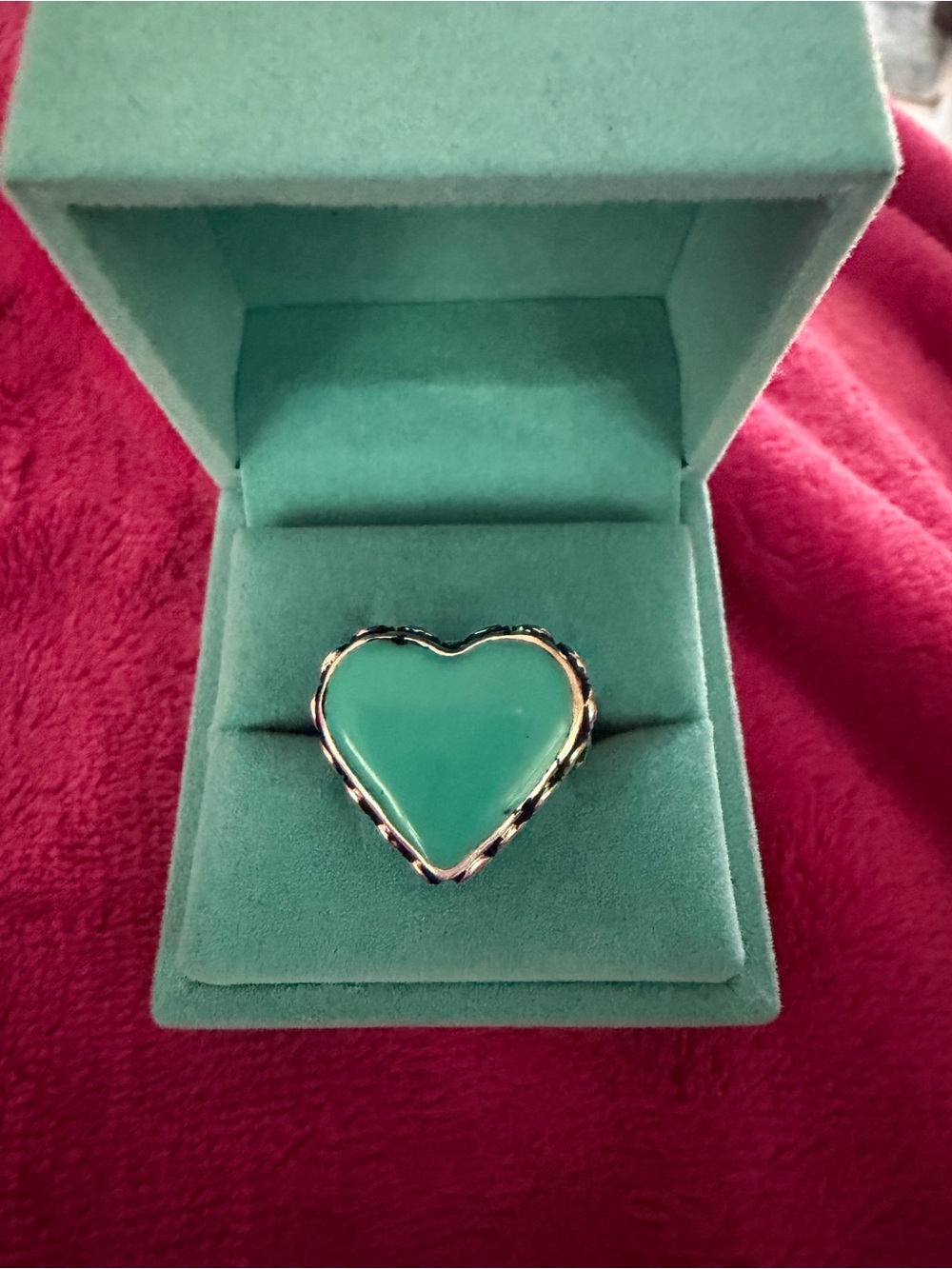 Heart-Shaped Enamel Ring in Turquoise with Gold-Tone Braided Edge